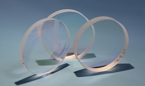 dingxinshengguangxuexiaobianweininjiangshuyakeliguangxuejingpiandeyongtuhepianguangjingdeyuanli